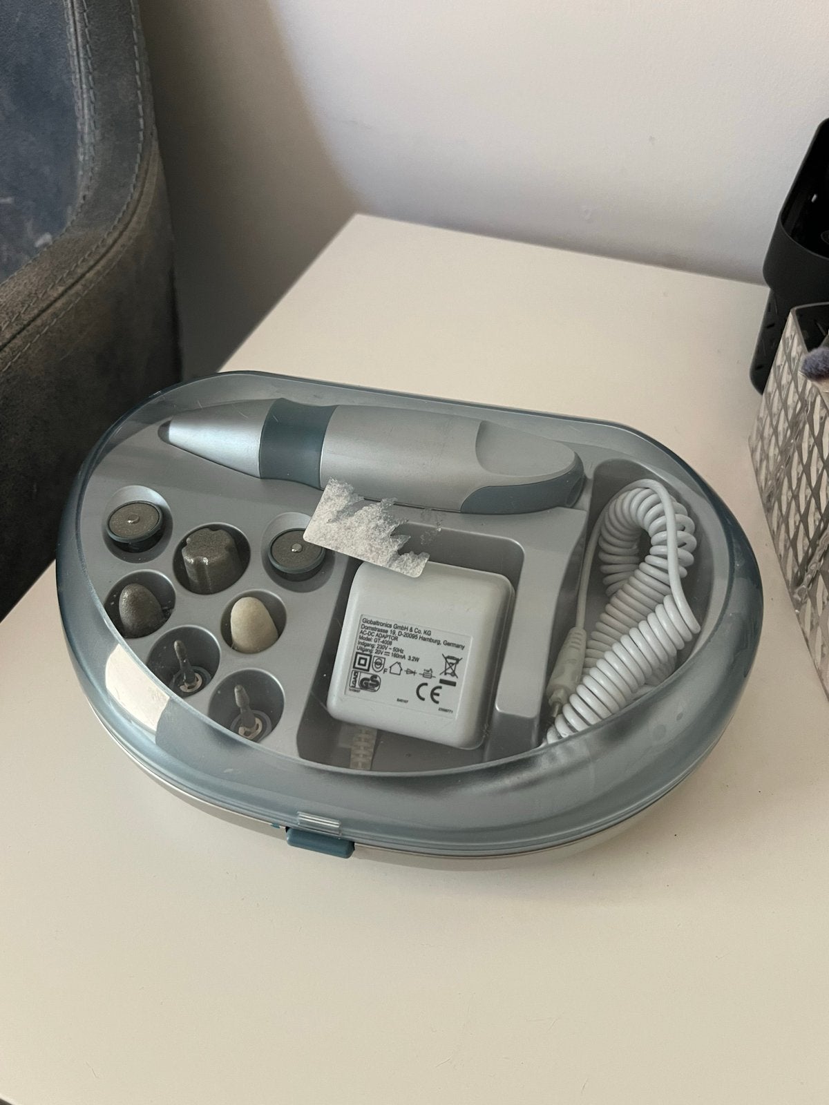 Manicure/Pedicure Set met Diverse Opzetstukken, Witgoed en Apparatuur, Persoonlijke-verzorgingsapparatuur, Ophalen, Gebruikt, Hand- en Voetverzorging