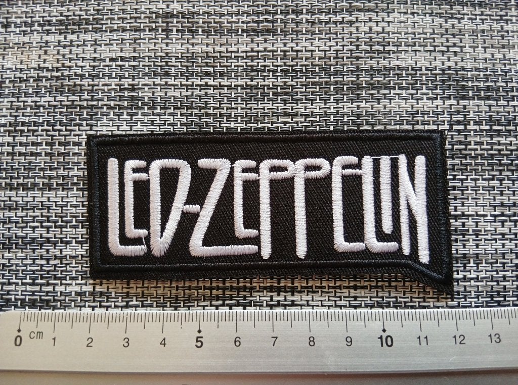 Led Zeppelin shaped patch 44, Verzenden, Nieuw, Kleding