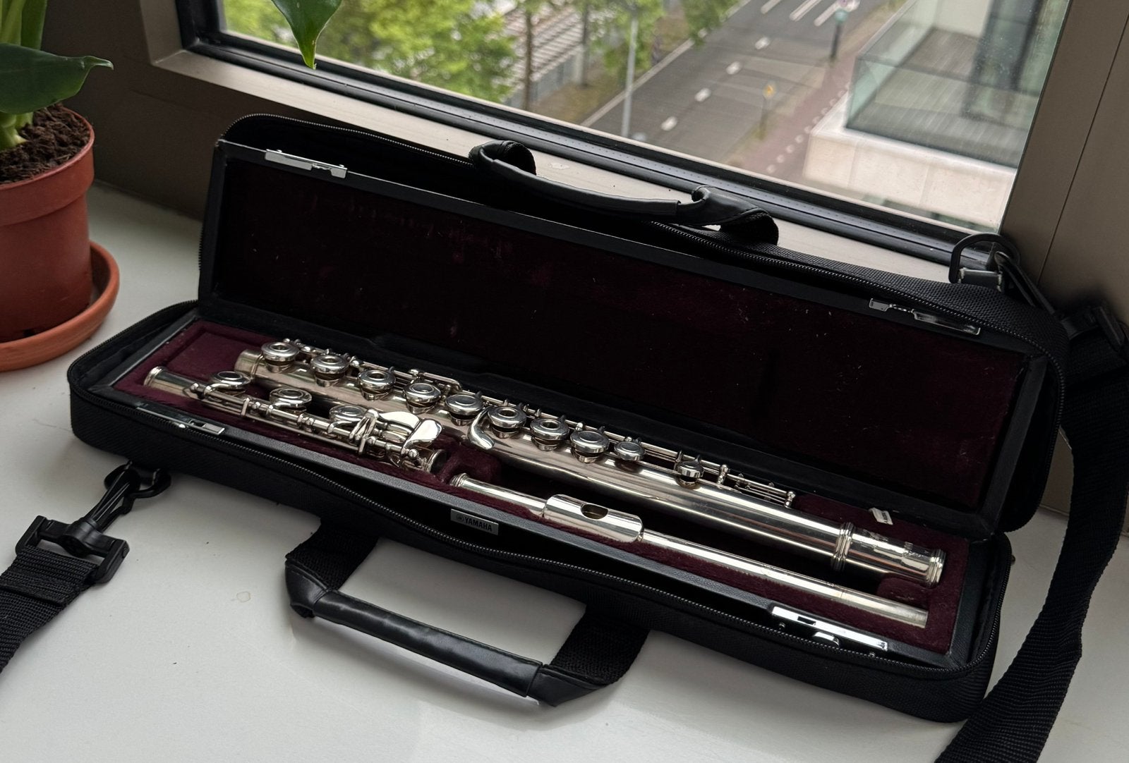 Yamaha YFL 481 - Made in Japan - Silver 925 - Low B, Ophalen of Verzenden, Zo goed als nieuw, Dwarsfluit, Met koffer of tas