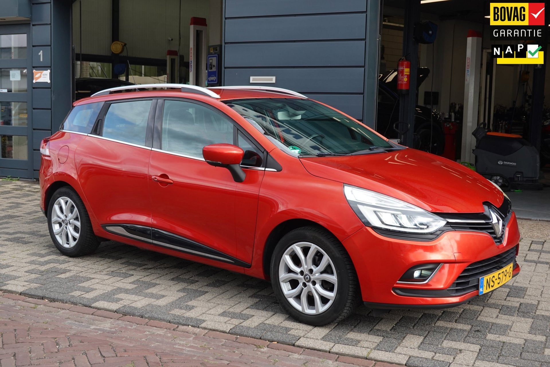 Renault Clio Estate 0.9 TCe Intens ZELDZAAM NETJES, 898 cc, 1063 kg, Gebruikt, Euro 6