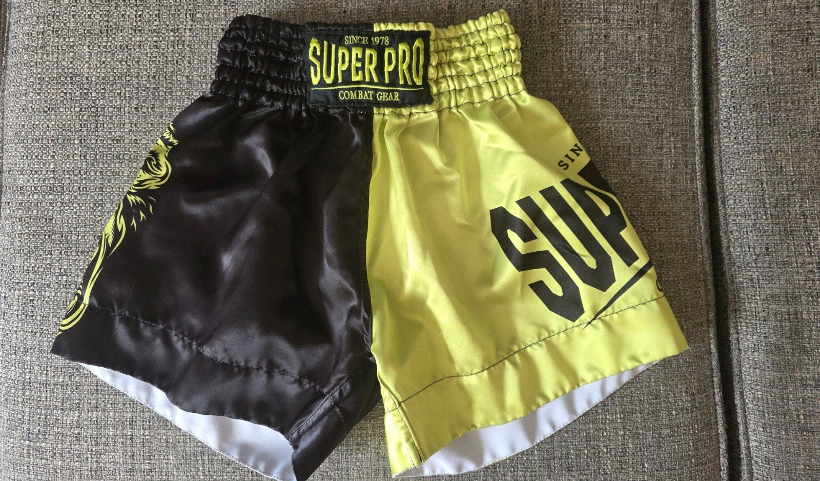 Super Pro Combat Gear vechtsportbroekje, Overige, Zo goed als nieuw, Vechtsportkleding, Maat M