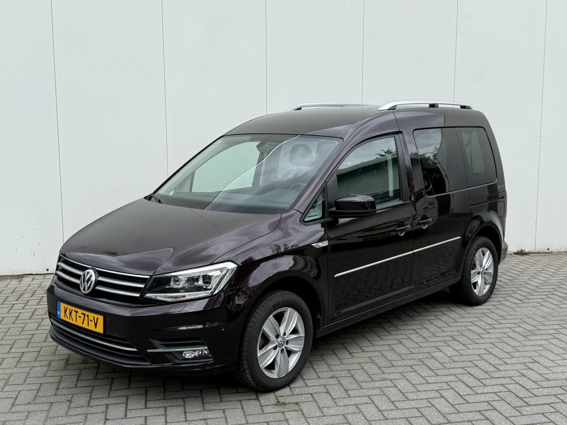 Volkswagen Caddy 1.4 TSI 125pk HIGHLINE Rolstoelauto - XXL B, Voorwielaandrijving, Dealer onderhouden, Gebruikt, Overige modellen