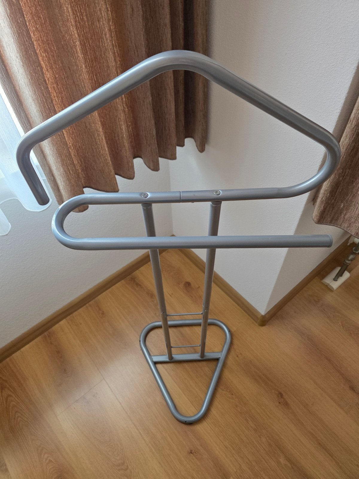 Kledingrek / Valetstandaard (H 110 x B 47 cm), Kleding | Dames, Kledingrekken, Ophalen, Zo goed als nieuw