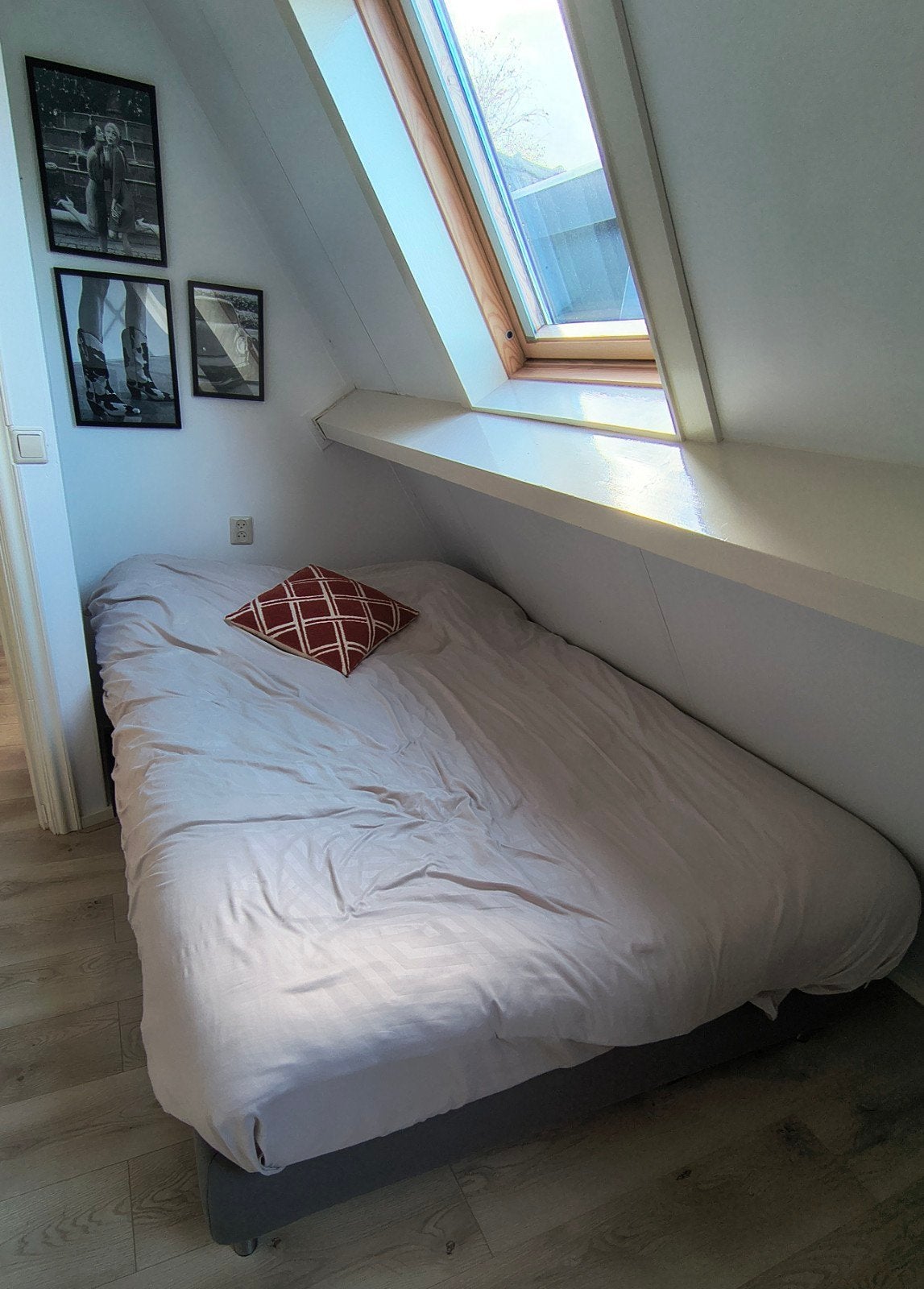 IKEA Espevär bed - 140x200 cm, Ophalen, Gebruikt, 140 cm, Twijfelaar