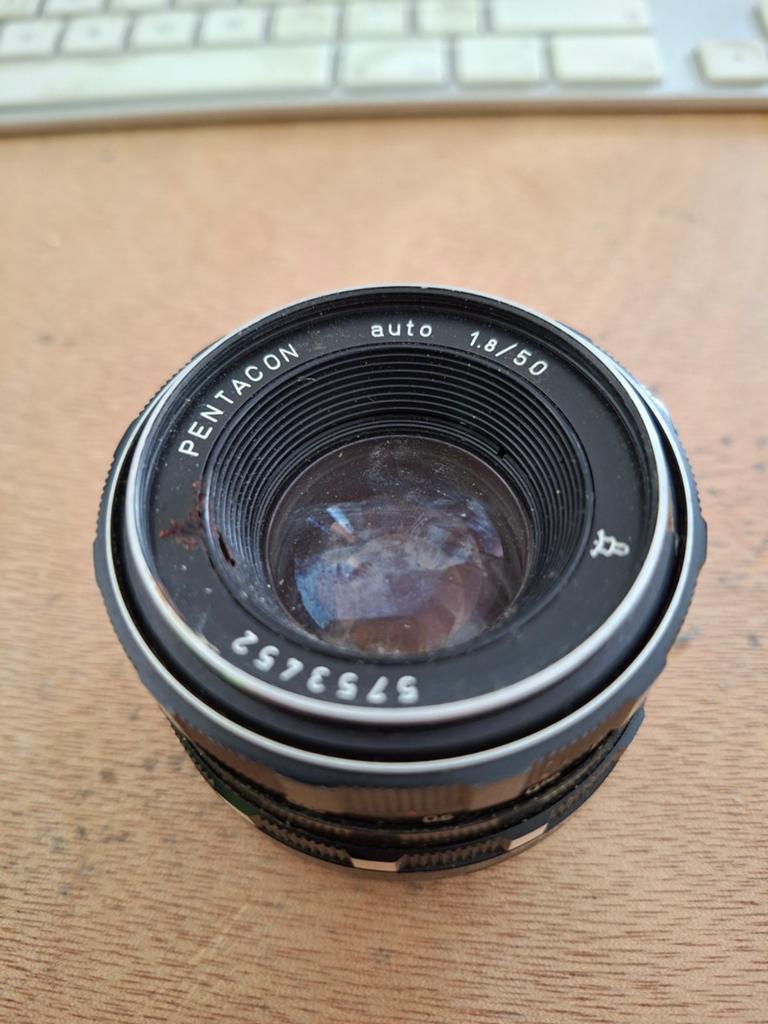 Pentagon auto 1.8/50 lens, Ophalen of Verzenden, Gebruikt