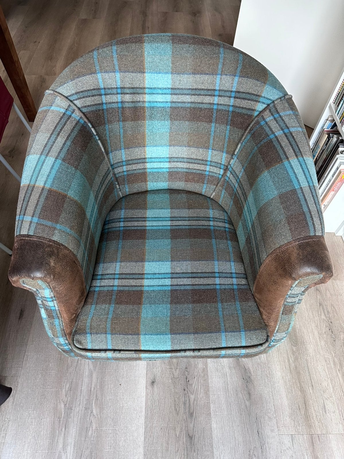 John Bardale fauteuil, Ophalen, Minder dan 75 cm, Zo goed als nieuw, Tijdloos