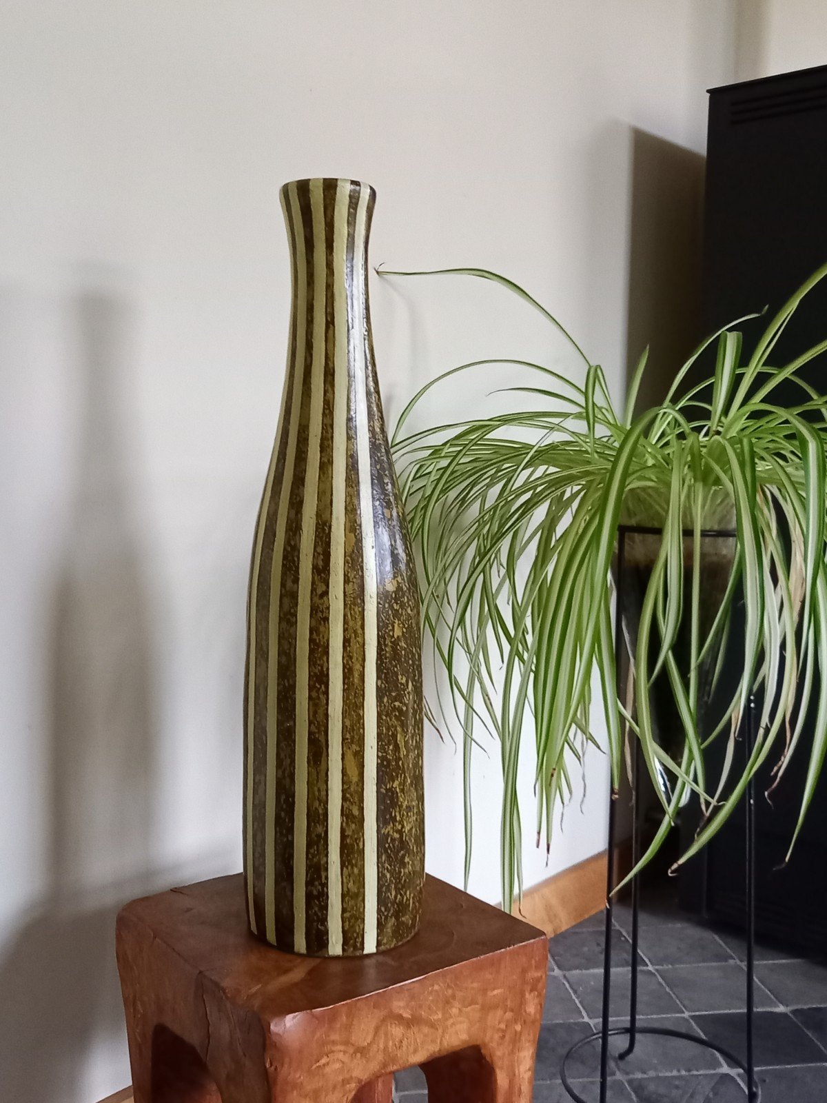 Mooie grote design vaas, Huis en Inrichting, Ophalen, 69 cm, Zo goed als nieuw, Groen