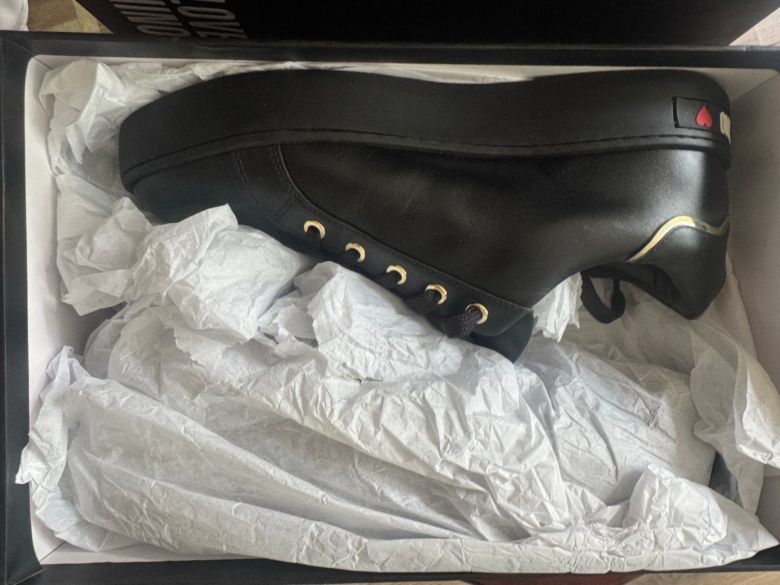 Nieuw - Love Moschino Sneakers - met doos, maat 41, Kleding | Dames, Ophalen of Verzenden, Nieuw, Zwart, Sneakers of Gympen
