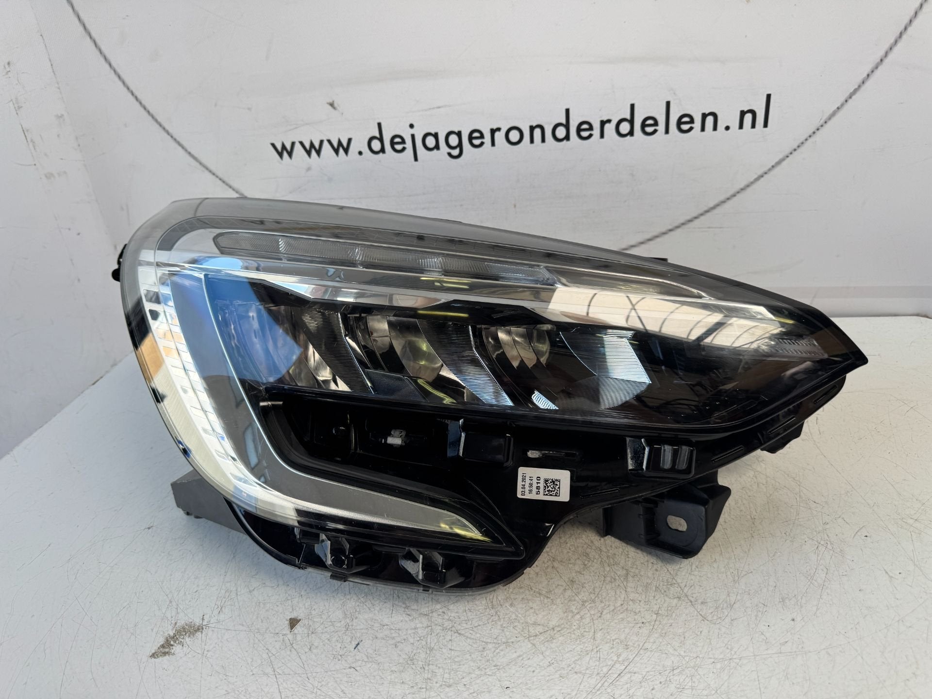 RENAULT CLIO V 5 KOPLAMP LED PURE VISION RECHTS 260100902R, Renault Group, Gebruikt, Contact.group@renault.com, Renault