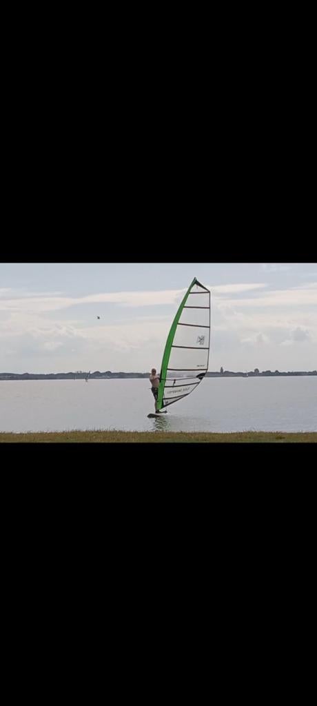 Levebrve 9.5m Raceboard Zeil - Weinig Wind Power, Watersport en Boten, Windsurfen, Gebruikt, 8 m² of meer, Zeil, Ophalen