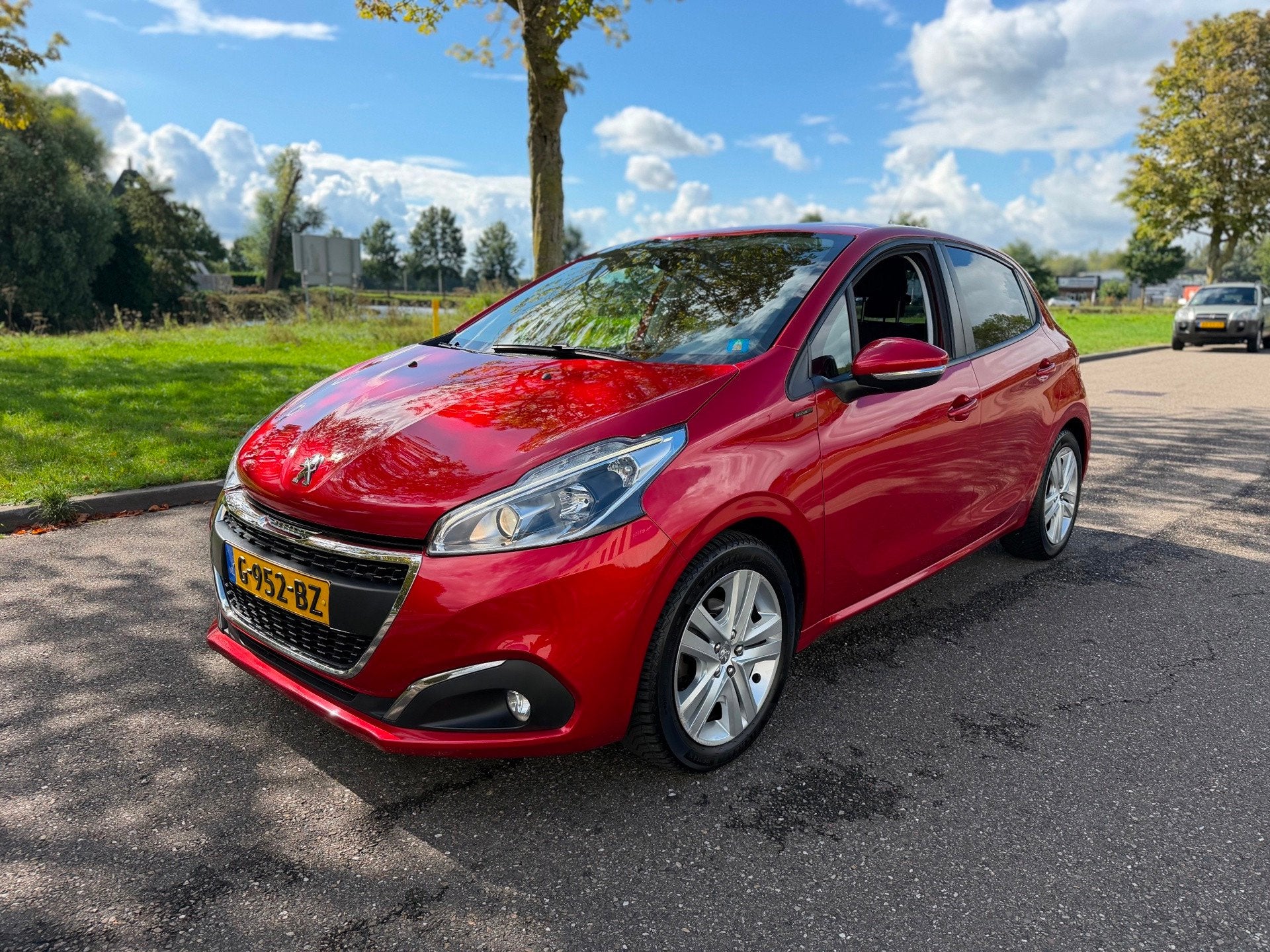 Peugeot 208 1.2 PureTech Signature|automaat|2019|nap, Auto's, Gebruikt, Euro 6, 1199 cc, 49 €/maand