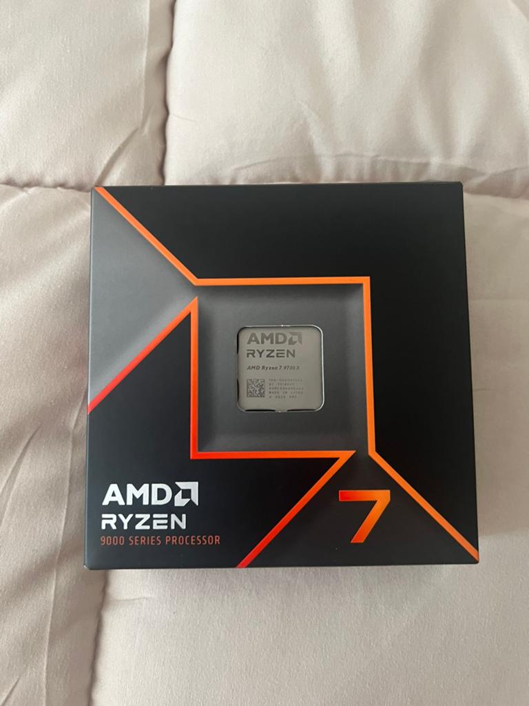 AMD Ryzen 7 9700x Processor, Computers en Software, Processors, Ophalen of Verzenden, Zo goed als nieuw