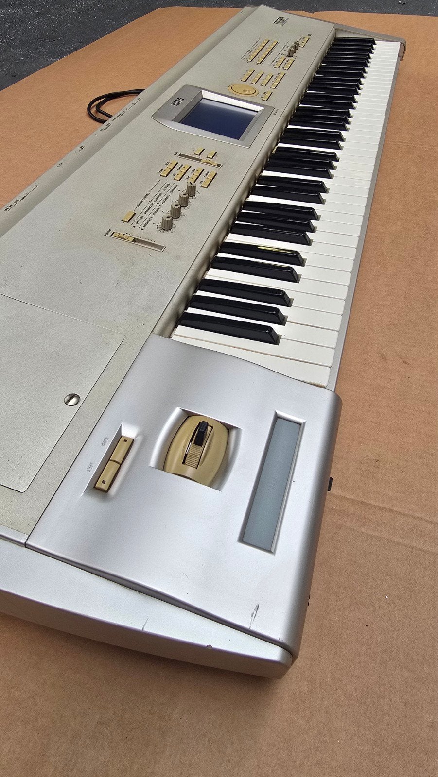 Korg Triton Studio 88 toetsen synthesizer workstation, Muziek en Instrumenten, Synthesizers, Ophalen of Verzenden