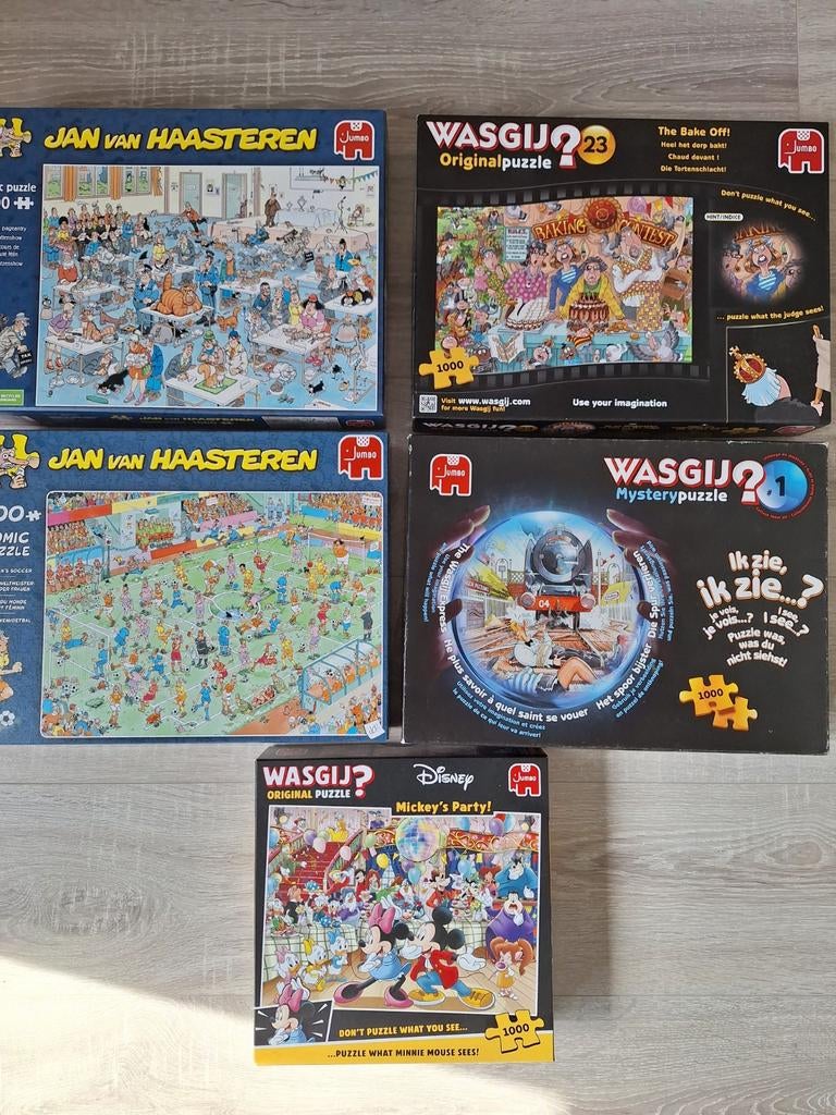 Puzzels € 10 per stuk, kleine doosje €5. Ruilen mag ook., Hobby en Vrije tijd, Denksport en Puzzels, Ophalen of Verzenden, 500 t/m 1500 stukjes