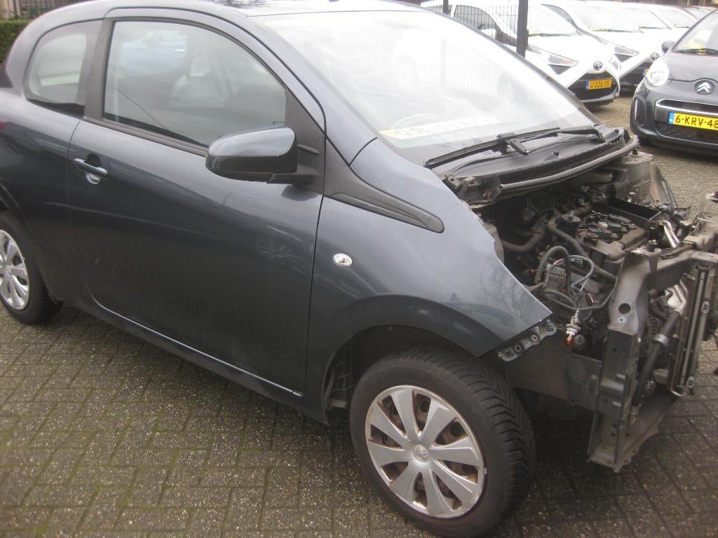 achter bumper , rechter deur  ,spatbord ,peugeot 108, Ophalen of Verzenden, Achter, Peugeot, Bumper