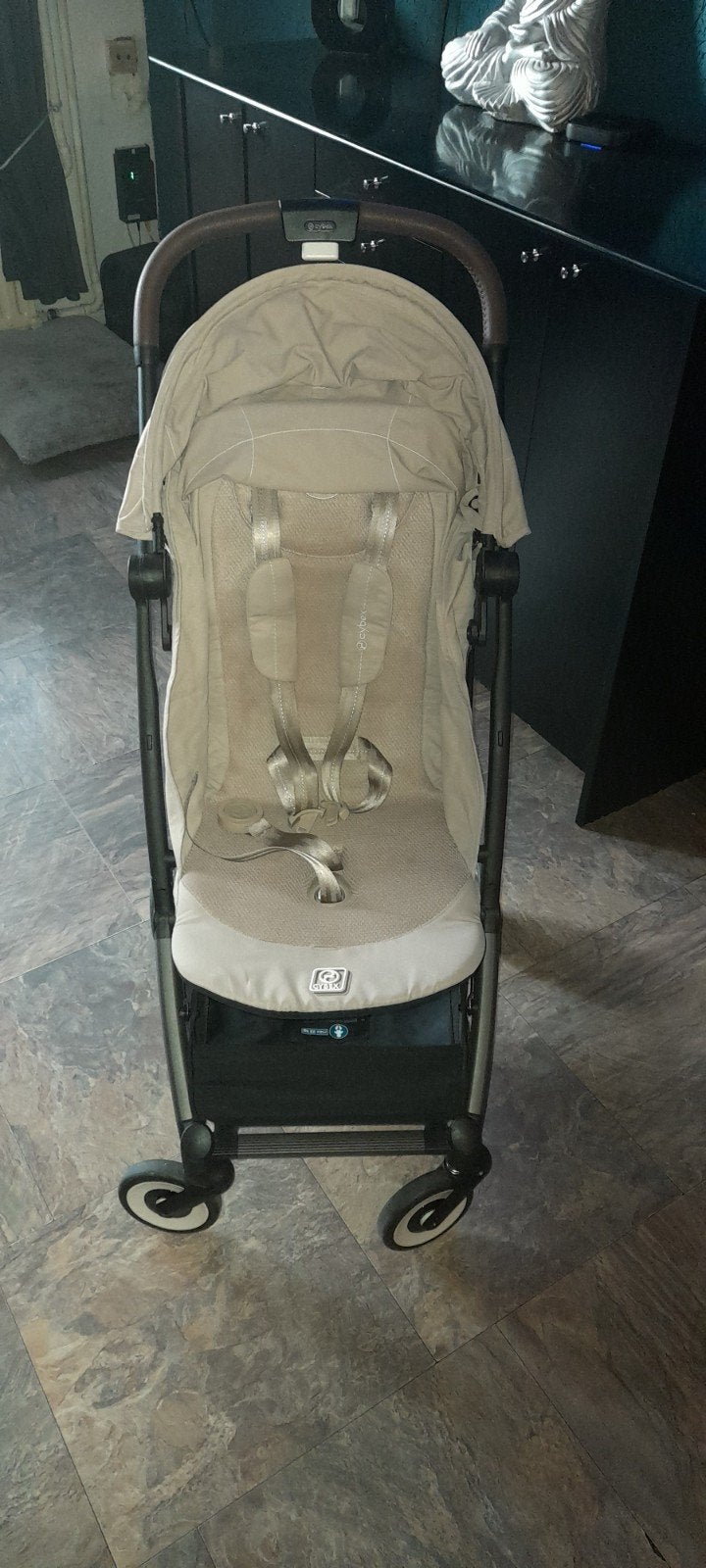Maxi-Cosi Diza Buggy - Lichtgewicht en Compact, Ophalen of Verzenden, Overige merken, Verstelbare rugleuning