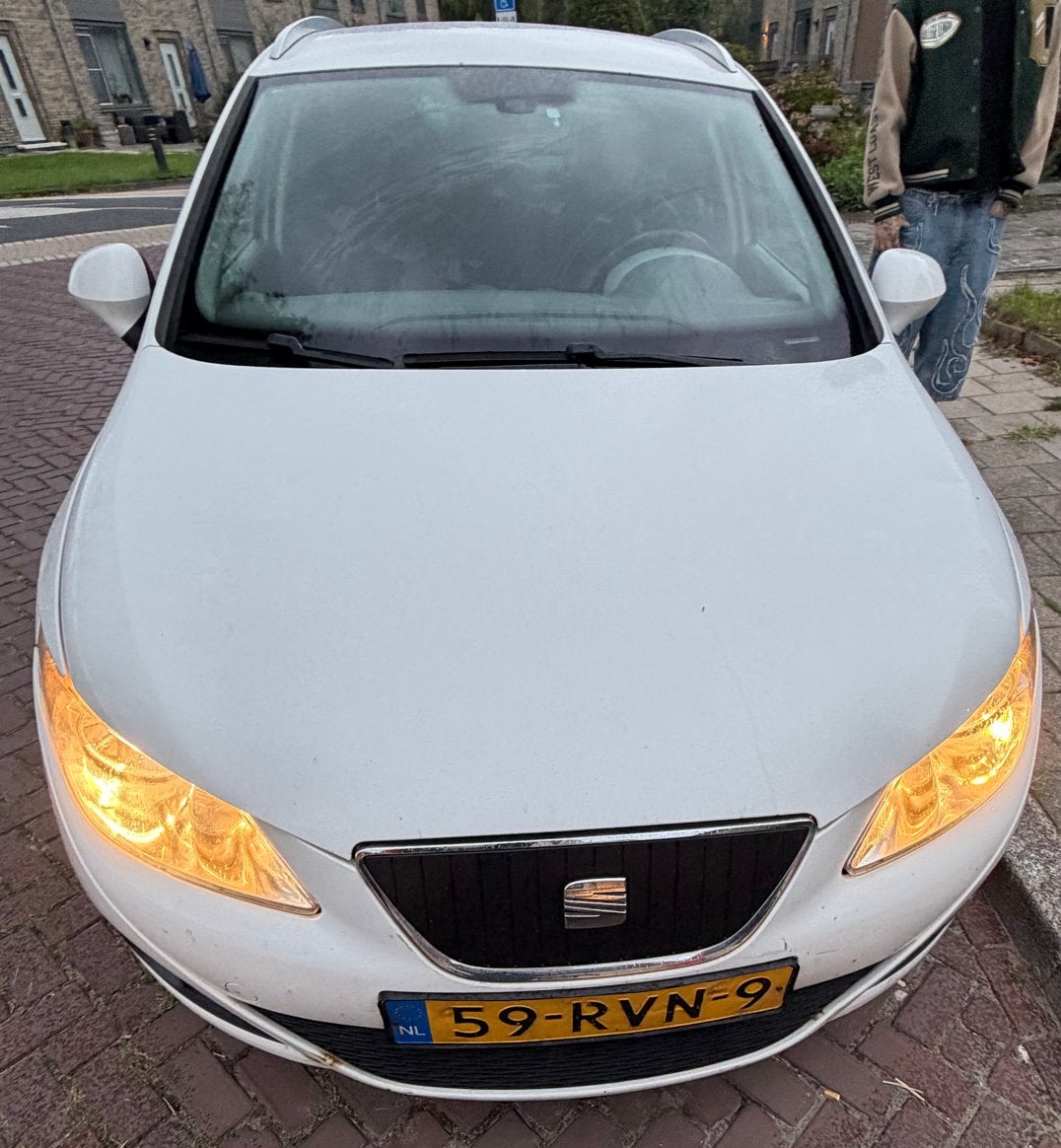 Seat Ibiza ST 1.2 TDI Ecomotive 2011 | Airco | Leder, Auto's, Voorwielaandrijving, 74 pk, Zwart, 1199 cc
