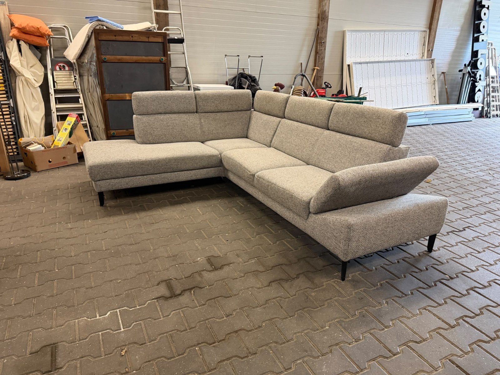 Montèl Modena Hoekbank – Lichtgrijs – Nieuwprijs  €2.200, Ophalen, Modern, Comfortabel, Metaal, Onbekend, Nederland