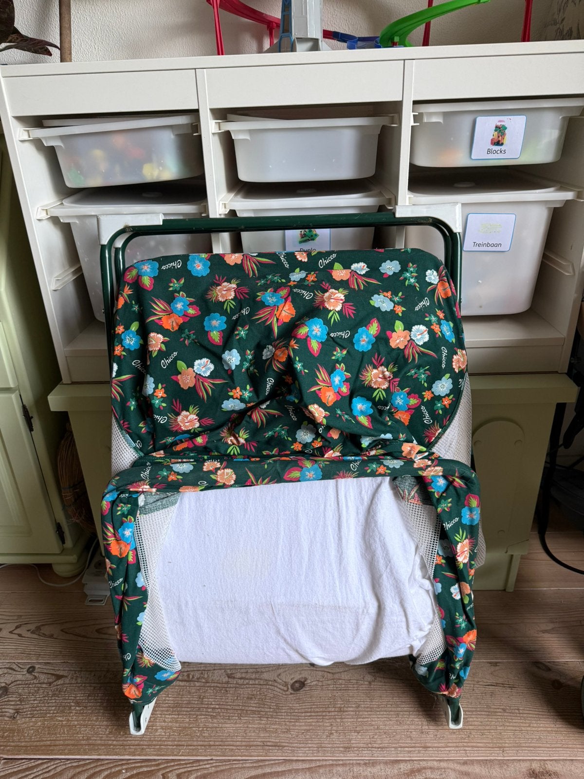 Chicco LullaGo Reisbedje / Wiegje – Unieke Bloemenprint, Kinderen en Baby's, Babywiegjes en Ledikanten, Ophalen, Zo goed als nieuw