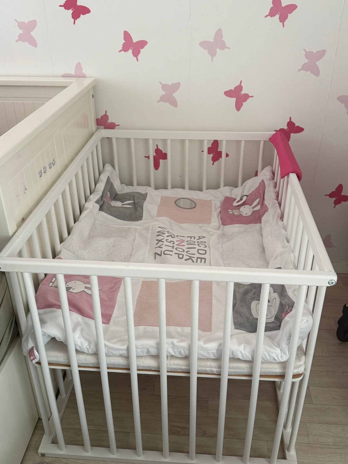 Babydump box inclusief matras, Kinderen en Baby's, Ophalen, Zo goed als nieuw, In hoogte verstelbaar