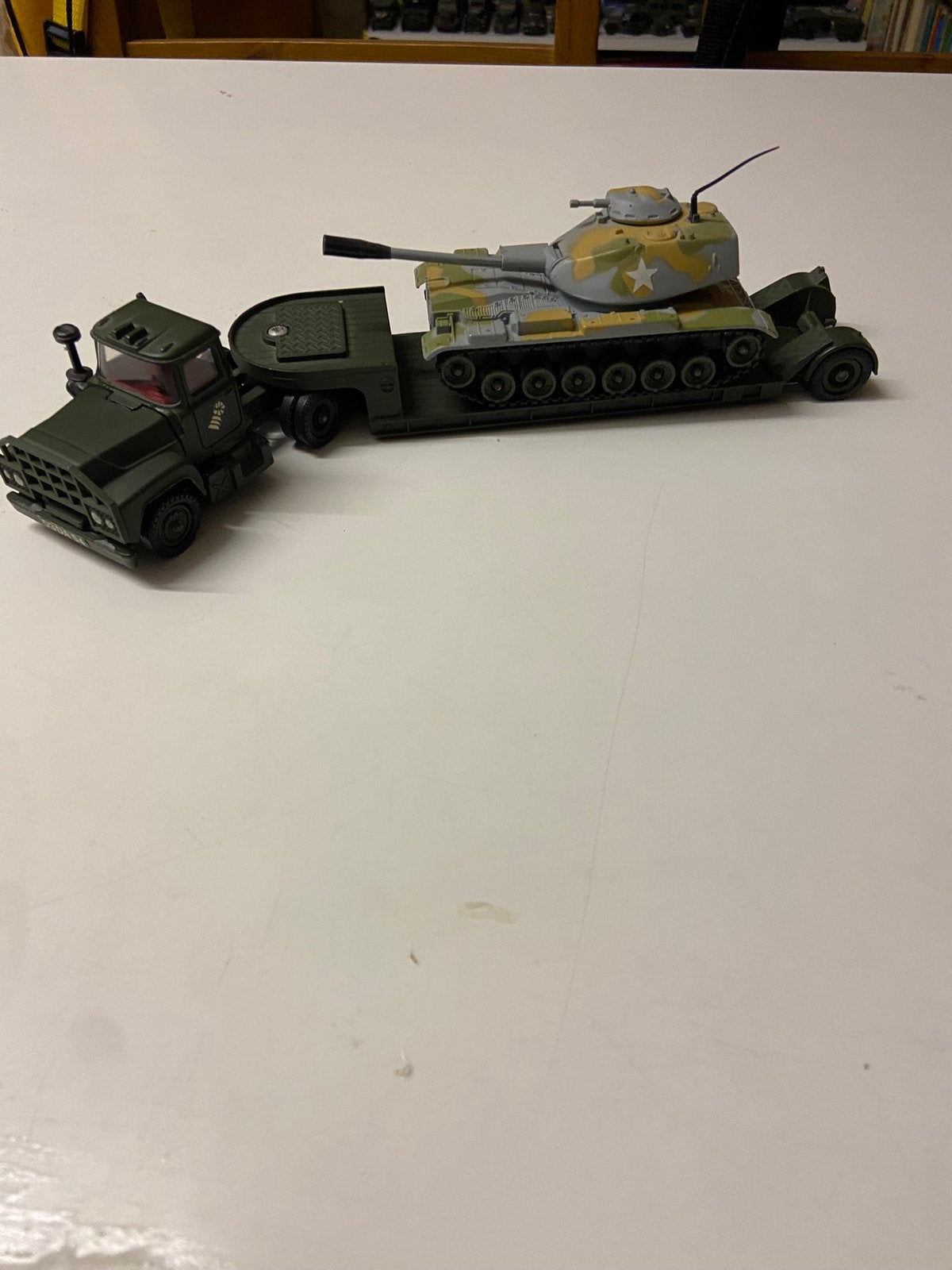 Corgi toys mack transporter met tank, Ophalen of Verzenden