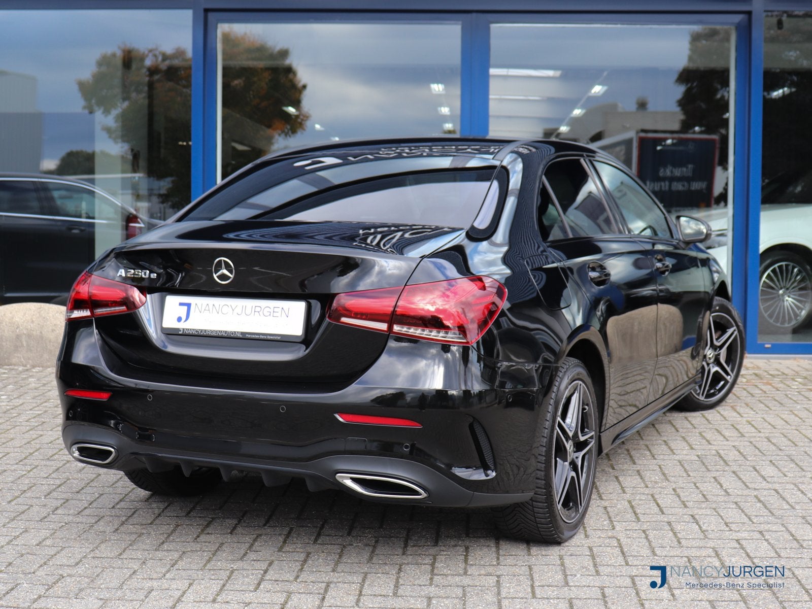 Mercedes-Benz A-Klasse 250 e Business | AMG | Ambiente | Cam, Dealer onderhouden, Gebruikt, 4 cilinders, Met garantie (alle)