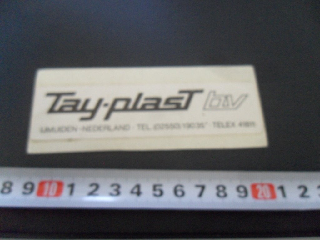 sticker IJmuiden TAY-PLAST bv, Ophalen, Zo goed als nieuw