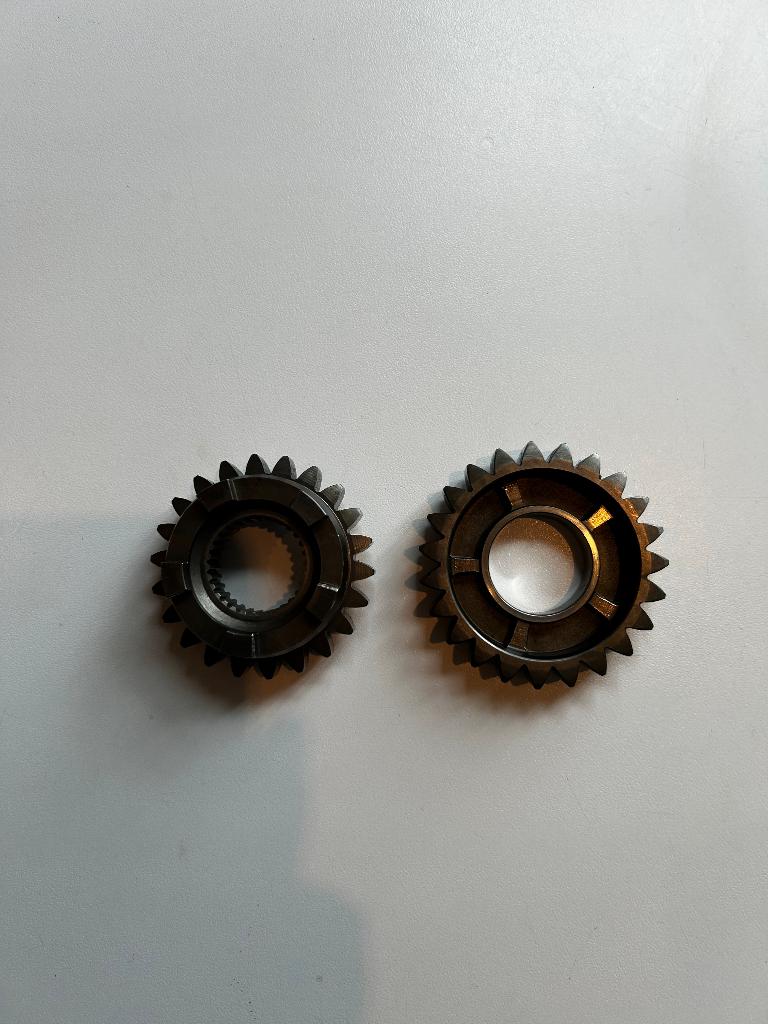 KTM versnellingsbak tandwielen 54833214000 & 54833215000, Ophalen of Verzenden
