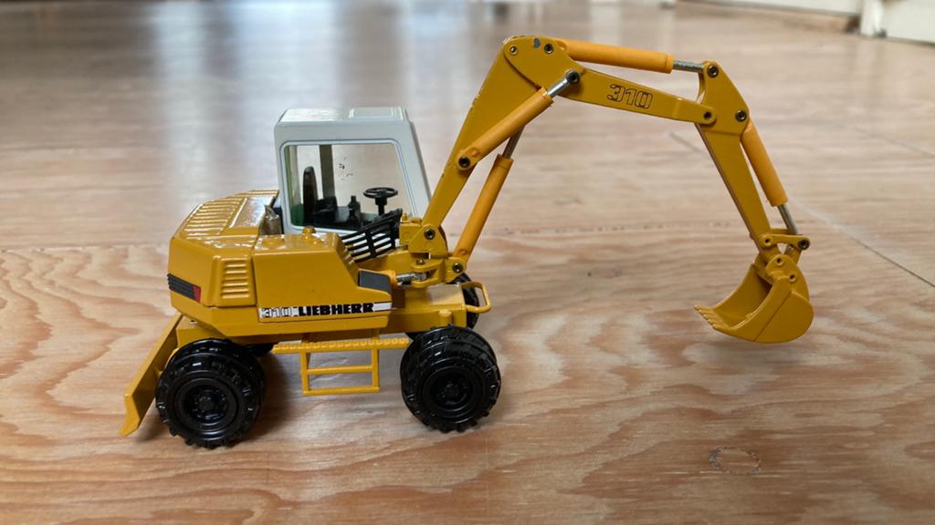 Liebherr A 310 schaalmodel nieuw in doos, Ophalen of Verzenden, Nieuw, Overige typen, Overige merken