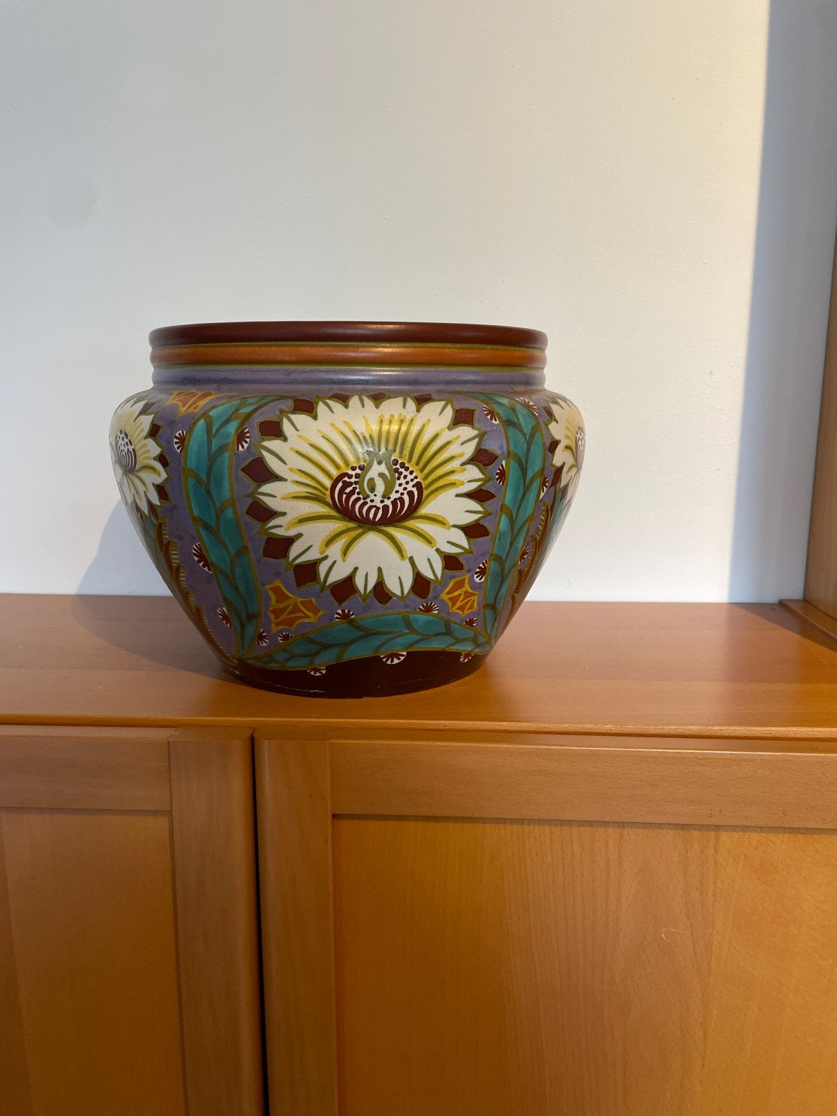 Gouda Holland Bloempot "Flower B" - Art Nouveau beschadigd, Ophalen