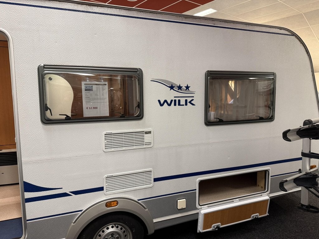 WILK 490 UE RONDZIT- ENKELE BEDDEN SUPER NETJES, Caravans en Kamperen, Rondzit, Bedrijf, 4 tot 5 meter, Wilk