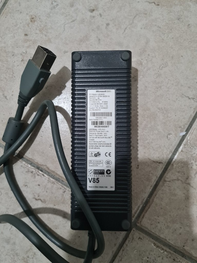 Microsoft DPSN-186CB-1A 12V16.5A 5V1A Xbox 360 AC Adapter, Gebruikt, Vanaf 18 jaar, Overige genres, 1 speler