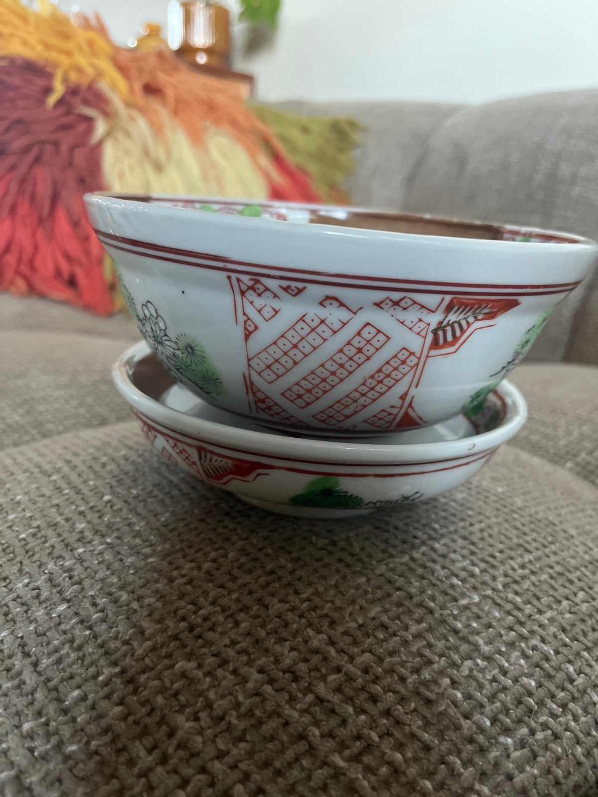 Antieke Chinese kom met apocrief Qianlong merkteken, Antiek en Kunst, Ophalen of Verzenden
