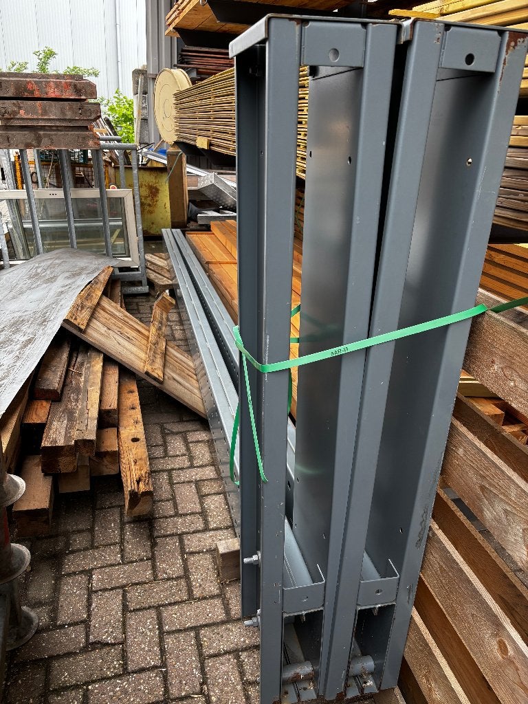 Hamag, draagarmstaanders, 2 stuks , 545cmx120cm, Ophalen, Zo goed als nieuw, IJzer