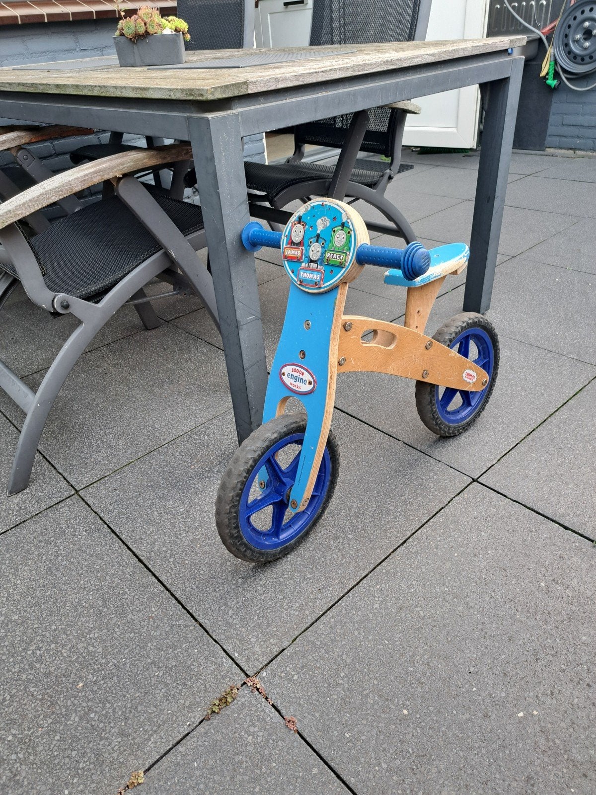 Houten loopfiets Thomas de Trein