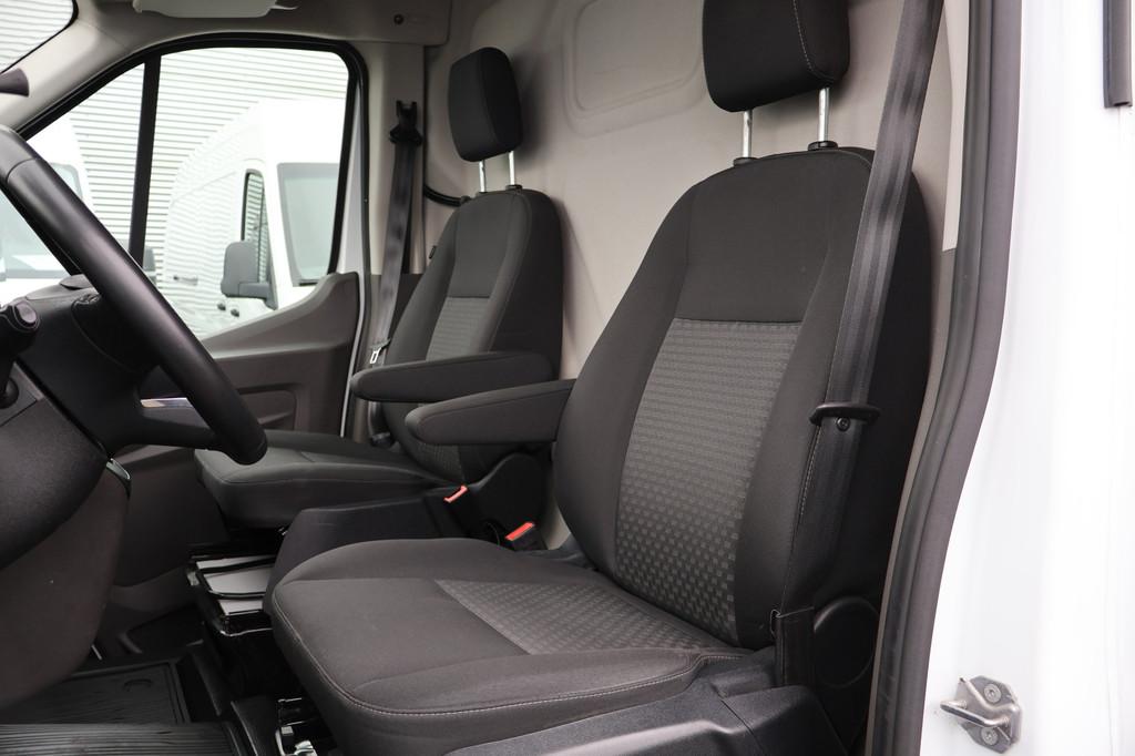 Ford E-Transit 350 L3 H2 Trend 68 kWh Bott Vario Inrichting, Auto's, Automaat, 2549 kg, Gebruikt, Wit