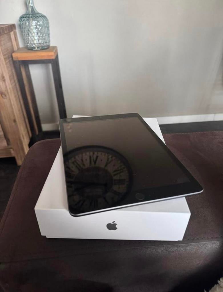 Apple iPad Air 2 64GB Wi-Fi + Keyboard Bookcase, Computers en Software, Apple iPads, 10 inch, Apple iPad Air, Ophalen of Verzenden