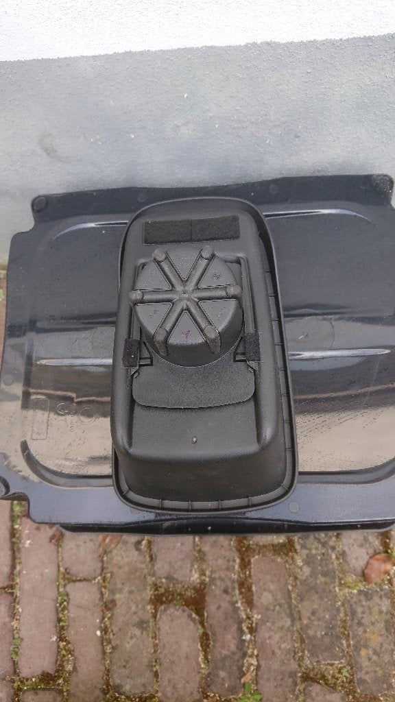 Opbergbakje middenconsole Renault Captur - Zwart