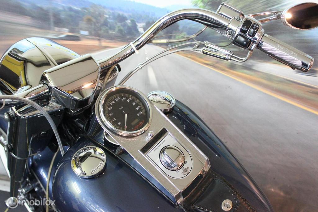 Harley Davidson 88 FLSTCI Heritage Classic, Chopper, Bedrijf, 1449 cc, Meer dan 35 kW