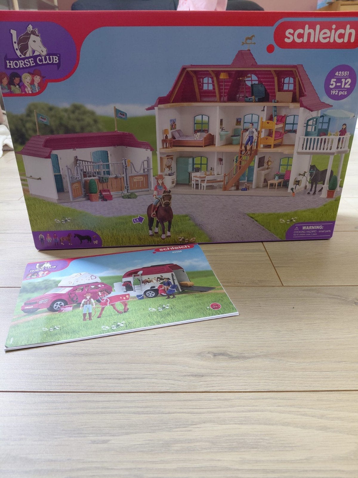 Schleich Horse Club Landhuis 42551 met paardenstal en access, Kinderen en Baby's, Speelgoed | Overig, Ophalen, Zo goed als nieuw