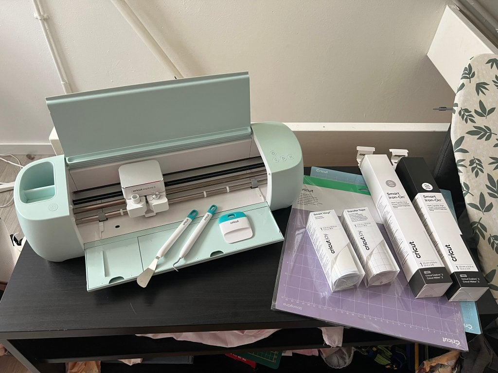 Cricut Explore 3 - inclusief accessoires en vinyl, Groen, Ophalen of Verzenden, Zo goed als nieuw, Machine
