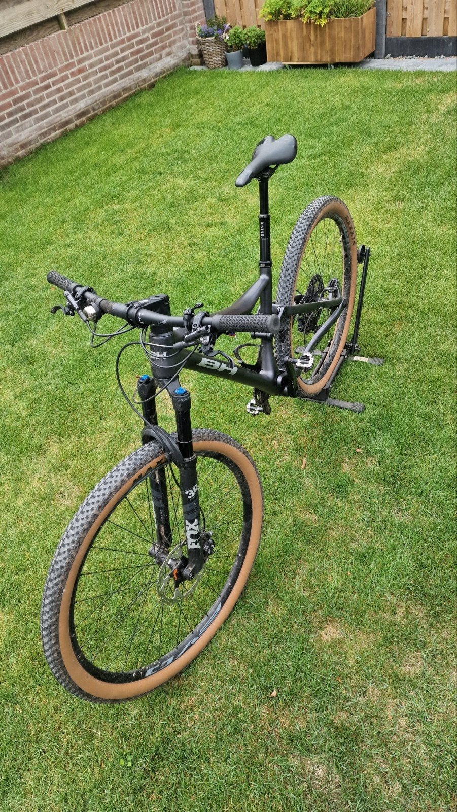 volgeveerde mtb bh lynx race rc maat m, 49 tot 53 cm, Ophalen, Zo goed als nieuw, Overige merken