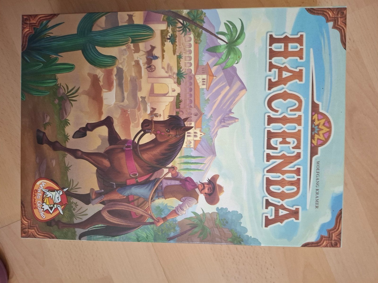 Hacienda, Ophalen of Verzenden, Zo goed als nieuw
