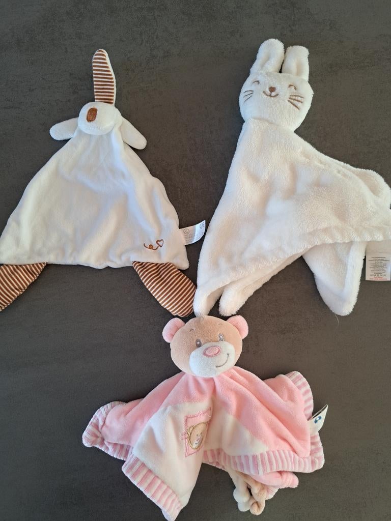 Drie zachte baby knuffeldoekjes - ook apart te koop, Kinderen en Baby's, Speelgoed | Knuffels en Pluche, Ophalen of Verzenden