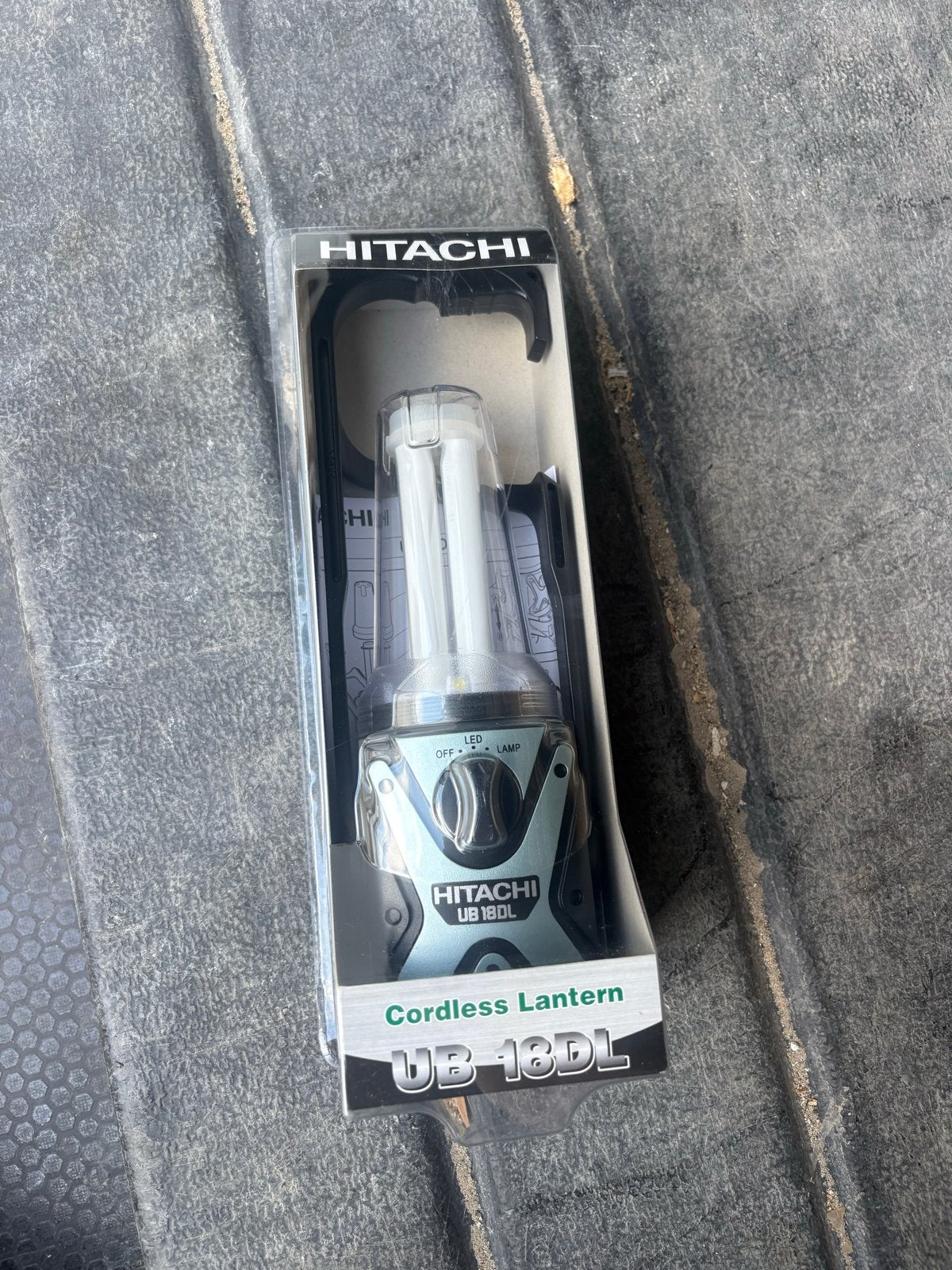 Hitachi UB18DL Accu Bouwlamp / Lantaarn - Nieuw in doos, Nieuw, Ophalen of Verzenden, 50 tot 200 watt, Info@bekendambouw.nl