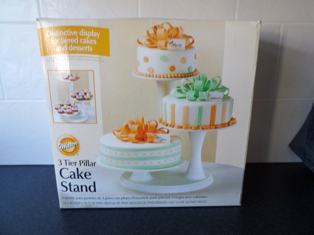 Nieuw Wilton taarten standaard (groot) of voor hapjes enz, Ophalen of Verzenden, Nieuw, Taarten of Cupcakes, Serveervorm