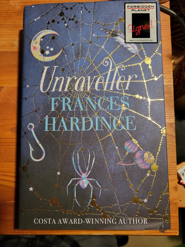 Frances Hardinge - Unraveller (signed by the author), Boeken, Fantasy, Zo goed als nieuw, Ophalen of Verzenden