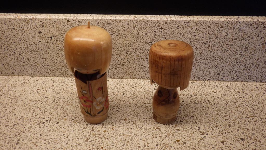 2 mooie kokeshi poppen, Ophalen of Verzenden, Gebruikt