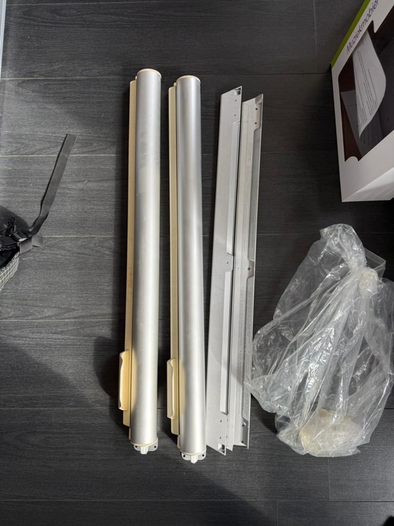 2x Kiddy Guard oprolhekje met montagemateriaal, Ophalen, Overige materialen, Gebruikt, Oprolhekje