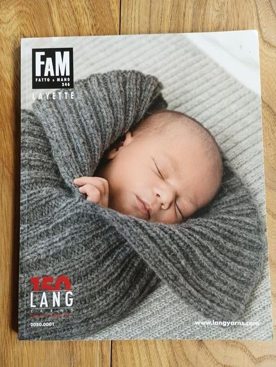Lang Yarns FAM 246 Breiboek, breien Baby - kind tot 4 jaar, Ophalen of Verzenden, Zo goed als nieuw, Breien, Patroon of Boek